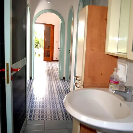 Casa Nami Al Piano Terra A S Foca