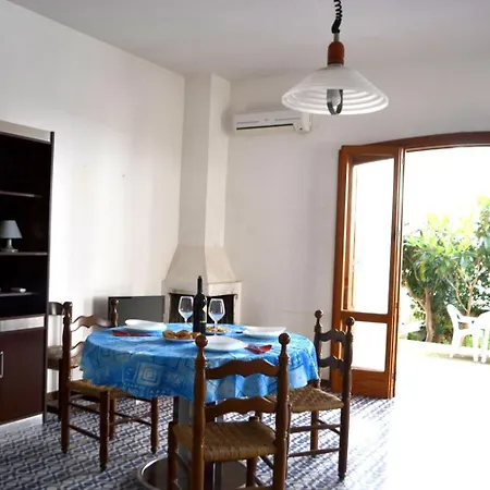 Apartment Casa Nami Al Piano Terra A S Foca *